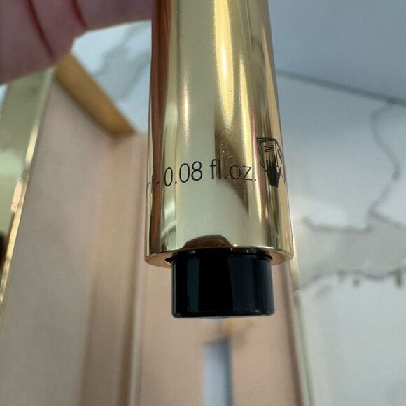 YSL Gold Beaute Highlighter makeup - Picture 5 of 11